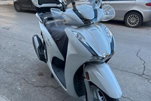 Scooter honda sh 350
