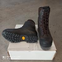 Anfibi soft air caccia nr. 41