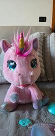 Peluche  interattivo Baby Unicorn 