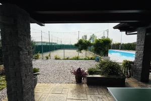 Villa di 240 m² con più di 5 locali e box auto dop