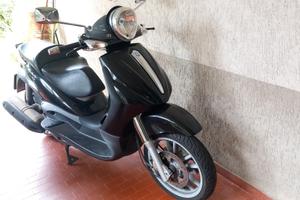 piaggio beverly 500cc
