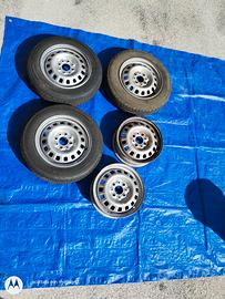 Fiat Panda 141 gomme più cerchioni