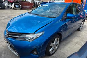 Ricambi TOYOTA AURIS 2013 1.6 BENZINA 1ZRFAE