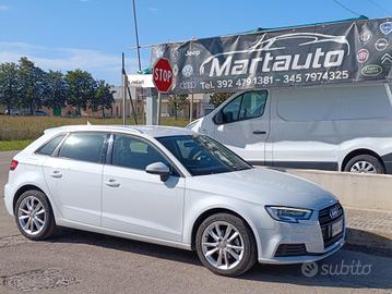 AUDI A3 1.6 TDI 116 CV Design KM 90.000 LED/NAV/SE