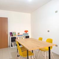 Ufficio al piano secondo con ascensore