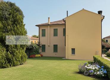 Porzione di casa da ristrutturare in pieno centro