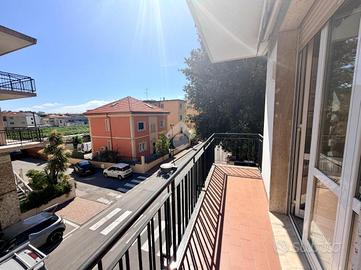 4 LOCALI A ALBISSOLA MARINA