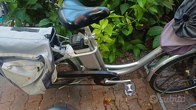 bicicletta elettrica da donna 