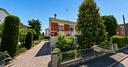 casa-singola-con-due-unita-abitative-ampio-giardi