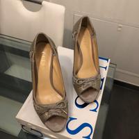 Scarpe Guess grigie