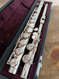 Yamaha YFL412FlautoTestata e corpo in  Argento