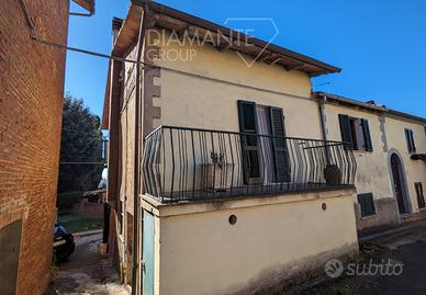 Casa indipendente su due livelli