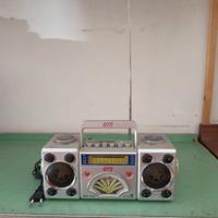 Radio/mangiacassette portatile