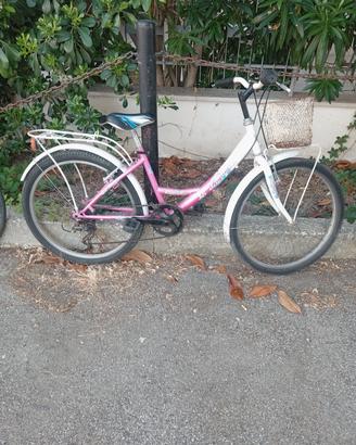 bicicletta per ragazzina