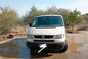 VW Transporter 2.5 TDI prolungato