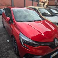 Renault Clio E-tech Hybrid rs line