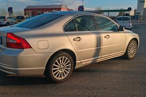 volvo s80 2.4 d5