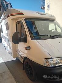 Mclouis Semintegrale mc louis 2.8 cv 127 pprtamoto