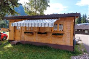 Casetta in abete completamente smontabile