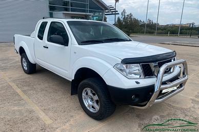 FUORISTRADA NISSAN NAVARA 2.5 CDI 4X4 PICK-UP