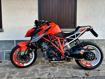 KTM 1290 Super Duke - 2016