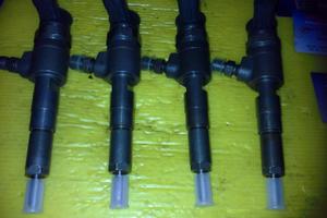 INIETTORE BOSCH 0445110135 CITROEN C2-C3 PEUGEOT