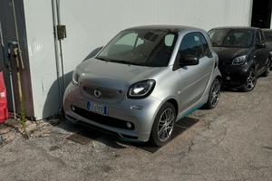 Smart EQ Brabus Grey Green