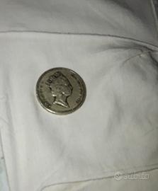 moneta inglese one paund