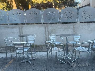 set tavoli con sedie in alluminio