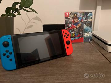 Nintendo Switch con  Mario Odyssey e Zelda TOTK
