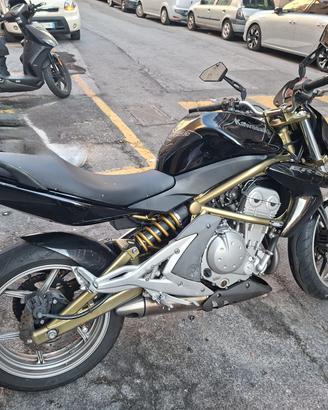 Kawasaki ER6N 