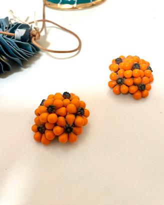 Orecchìni vintage arancio in buone condizioni