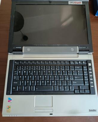 Notebook Toshiba Satellite M50