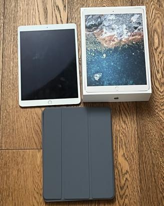 iPad Pro 10.5 Wi-Fi + cellulare 64 GB con icover