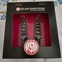 Poggiapiedi RSD per Harley