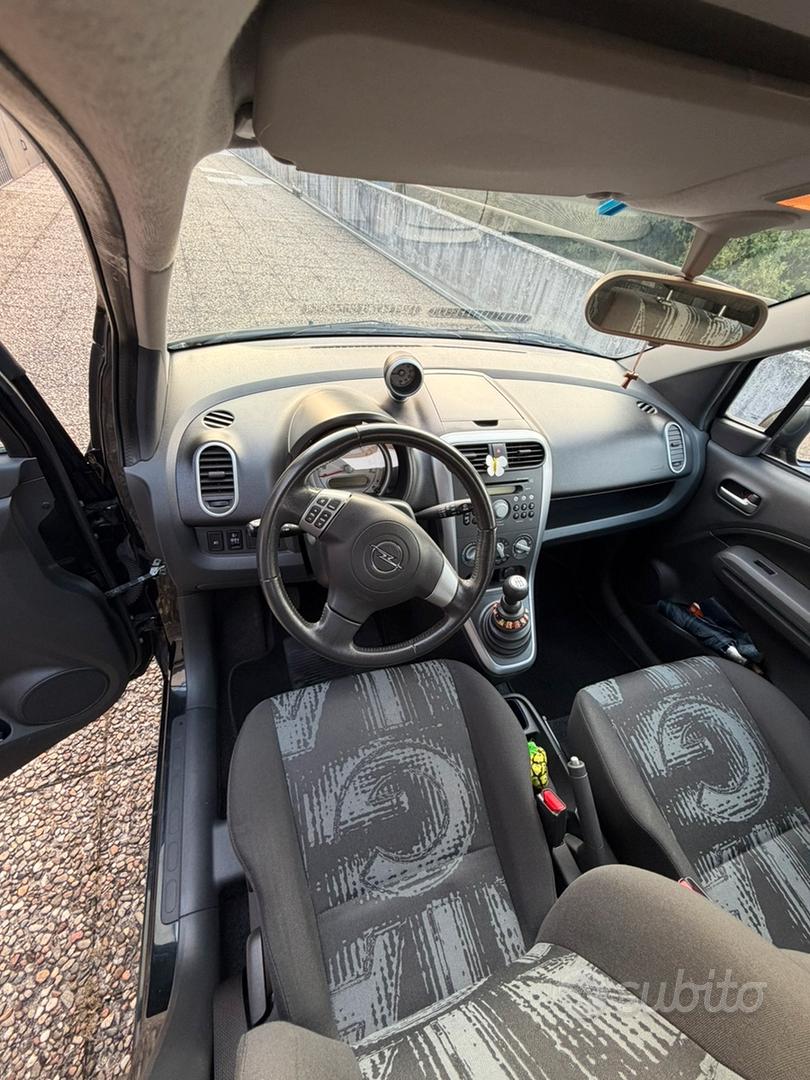 Opel Agila 2011 photo 5