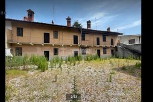 cortile indipendente 