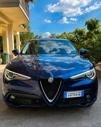 Alfa Romeo Stelvio 210 CV Ti - Blu Montecarlo