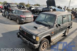 Mitsubishi pajero 1 l04g, l14g 2.5 td -ricambi