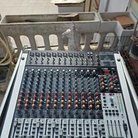 Mixer Behringer X2442U