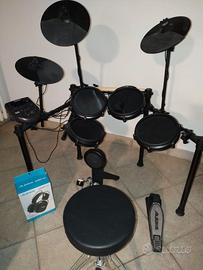Batteria elettronica Alesis Nitro Mesh con sgabell