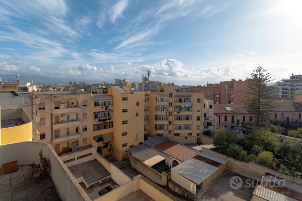 VIA LAZIO - Ultimo piano con terrazza panoramica