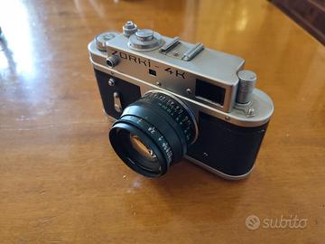 Macchina fotogr. Zorki 4K con obiettivo e custodia