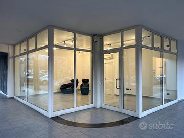 Negozio +magazzino centrale