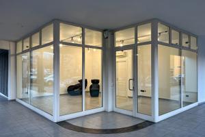 Negozio +magazzino centrale