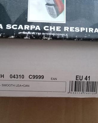 stivali nero Geox misura 41. suole perfette