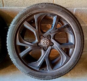 4 cerchi Toyota C-HR R18 + Bridgestone invernali