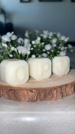 Candela profumata con lettere personalizzate