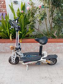 Monopattino Elettrico Fly Fast 2000 Watt