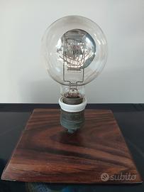 lampadina  ad incadescenza per proiettori
